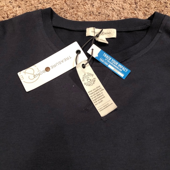 Treasure & Bond Navy Top - Picture 2 of 4